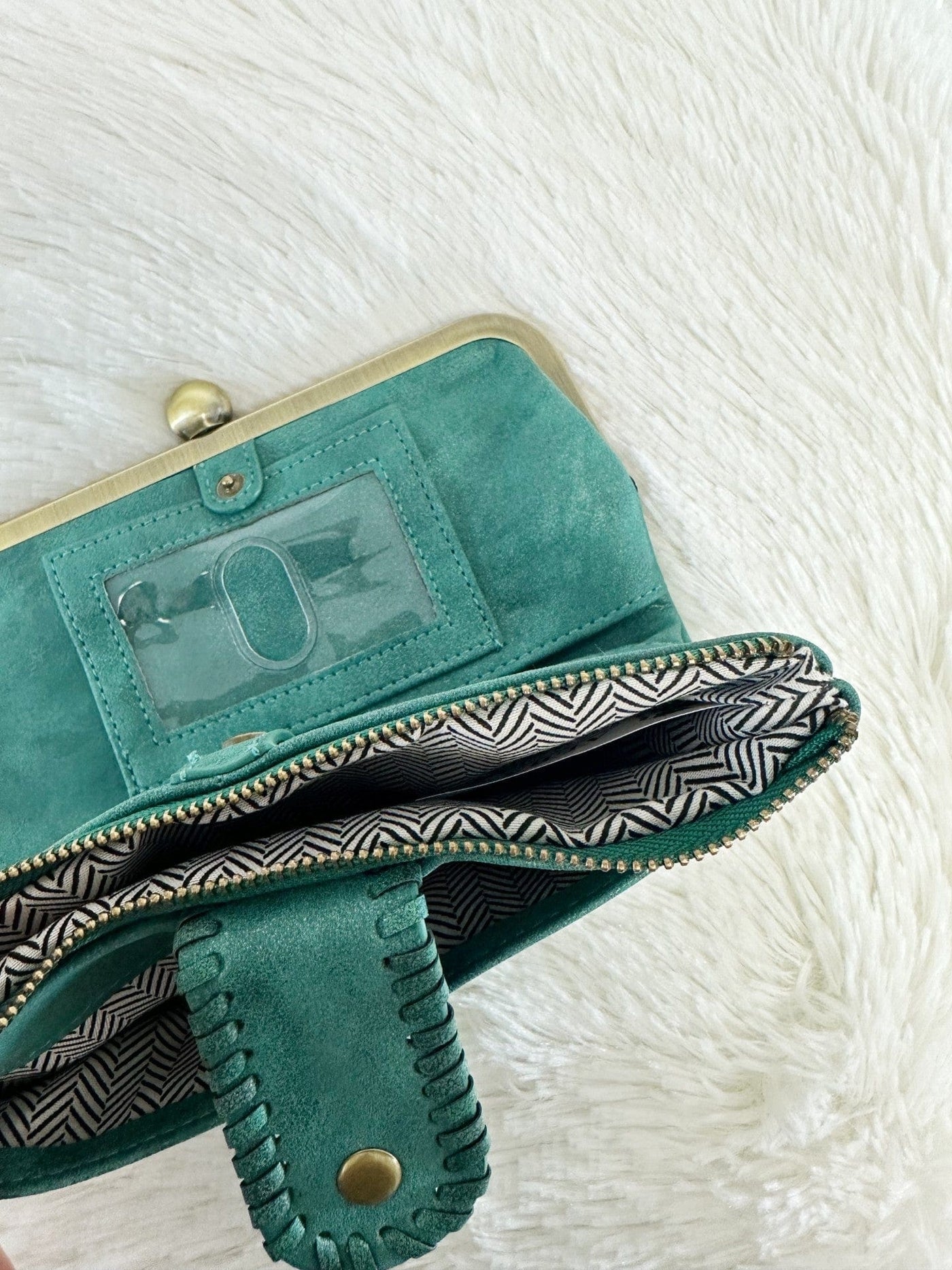 BP207 Grace Crossbody Clutch Wallet - MiMi Wholesale