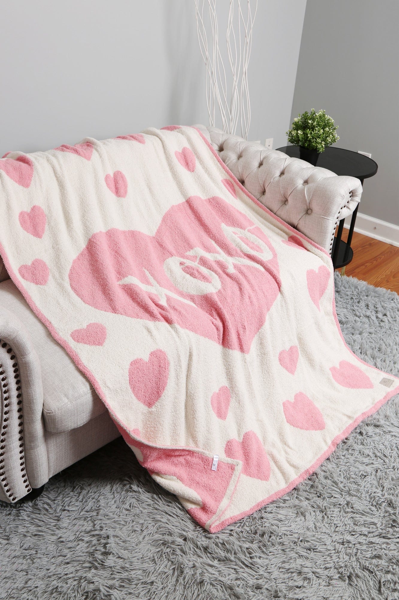 JCL6003 XOXO & Heart Throw Blanket - MiMi Wholesale