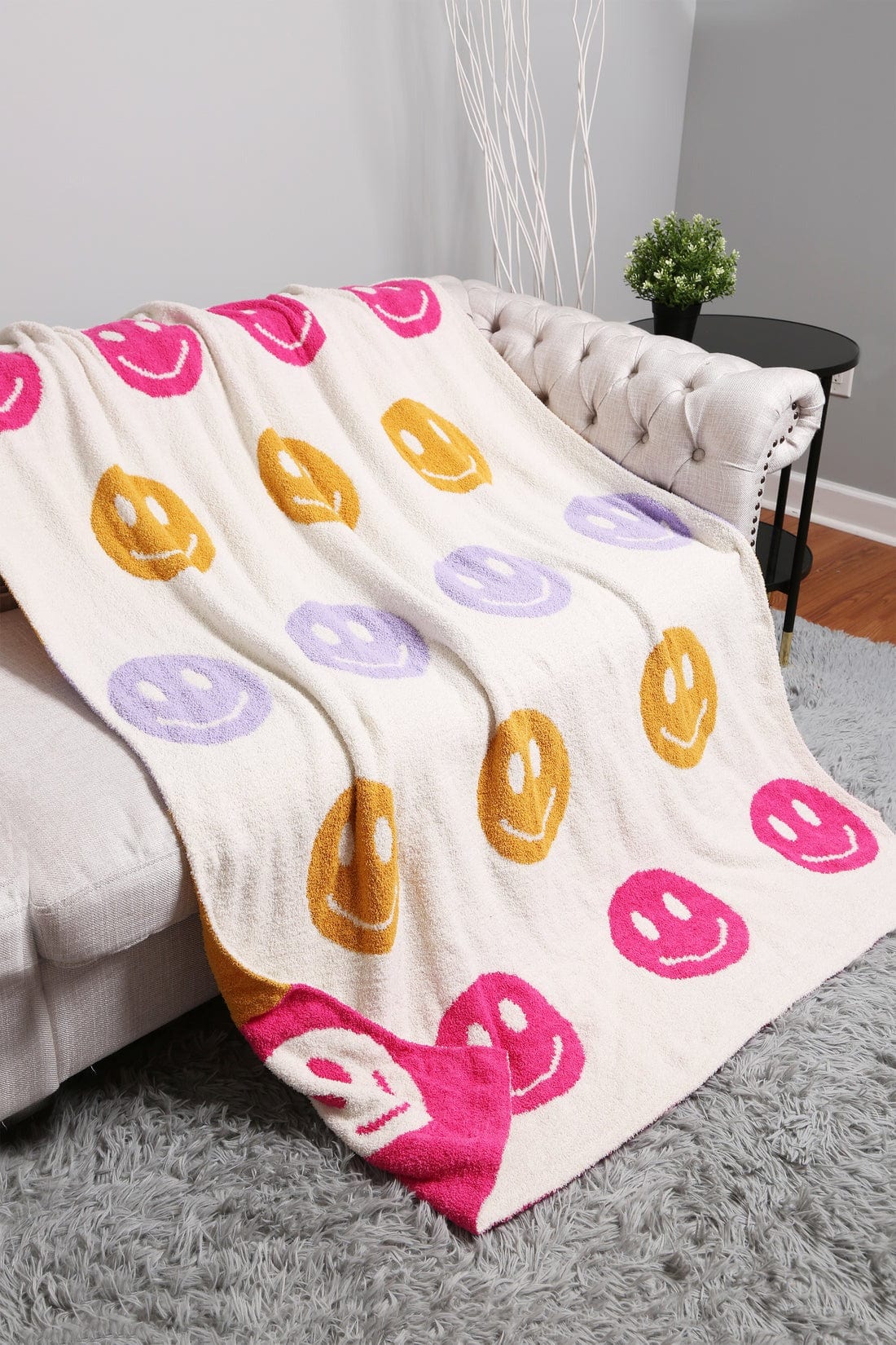 JCL6011 Superlux Multi Color Smiley Blanket - MiMi Wholesale