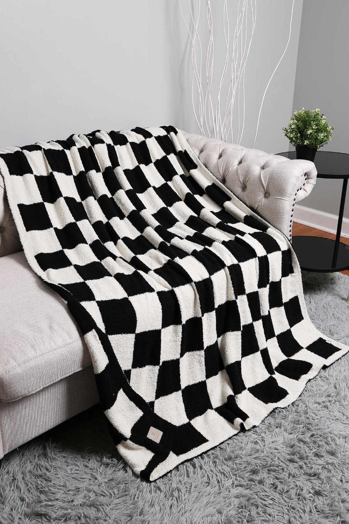 JCL4316 Super Lux Checkered Throw Blanket