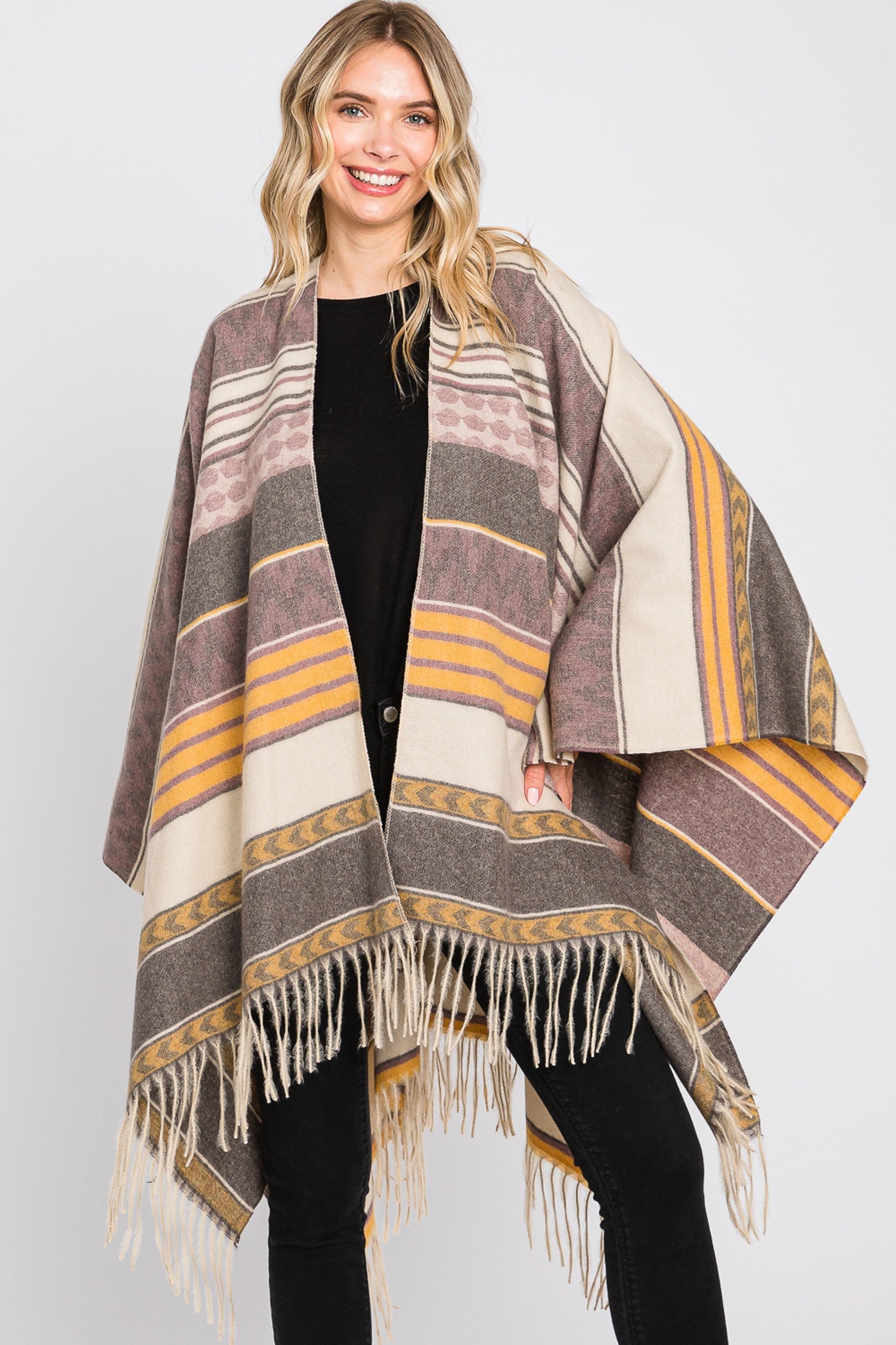 MS0312 Camila Aztec Print Fringe Ruana