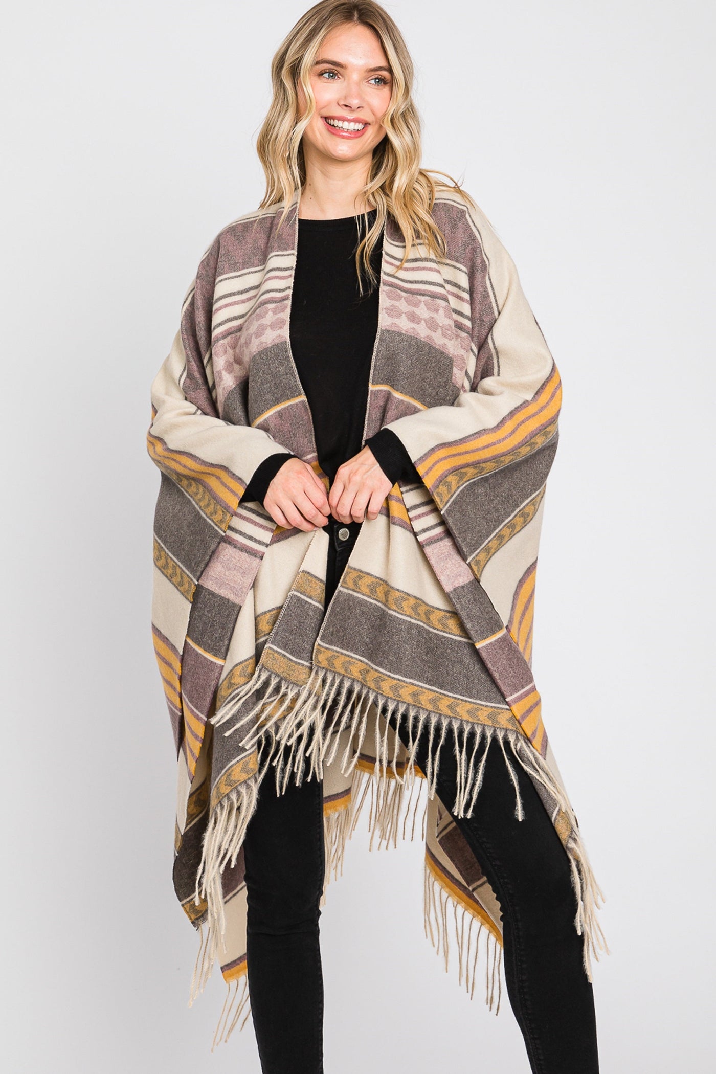 MS0312 Camila Aztec Print Fringe Ruana