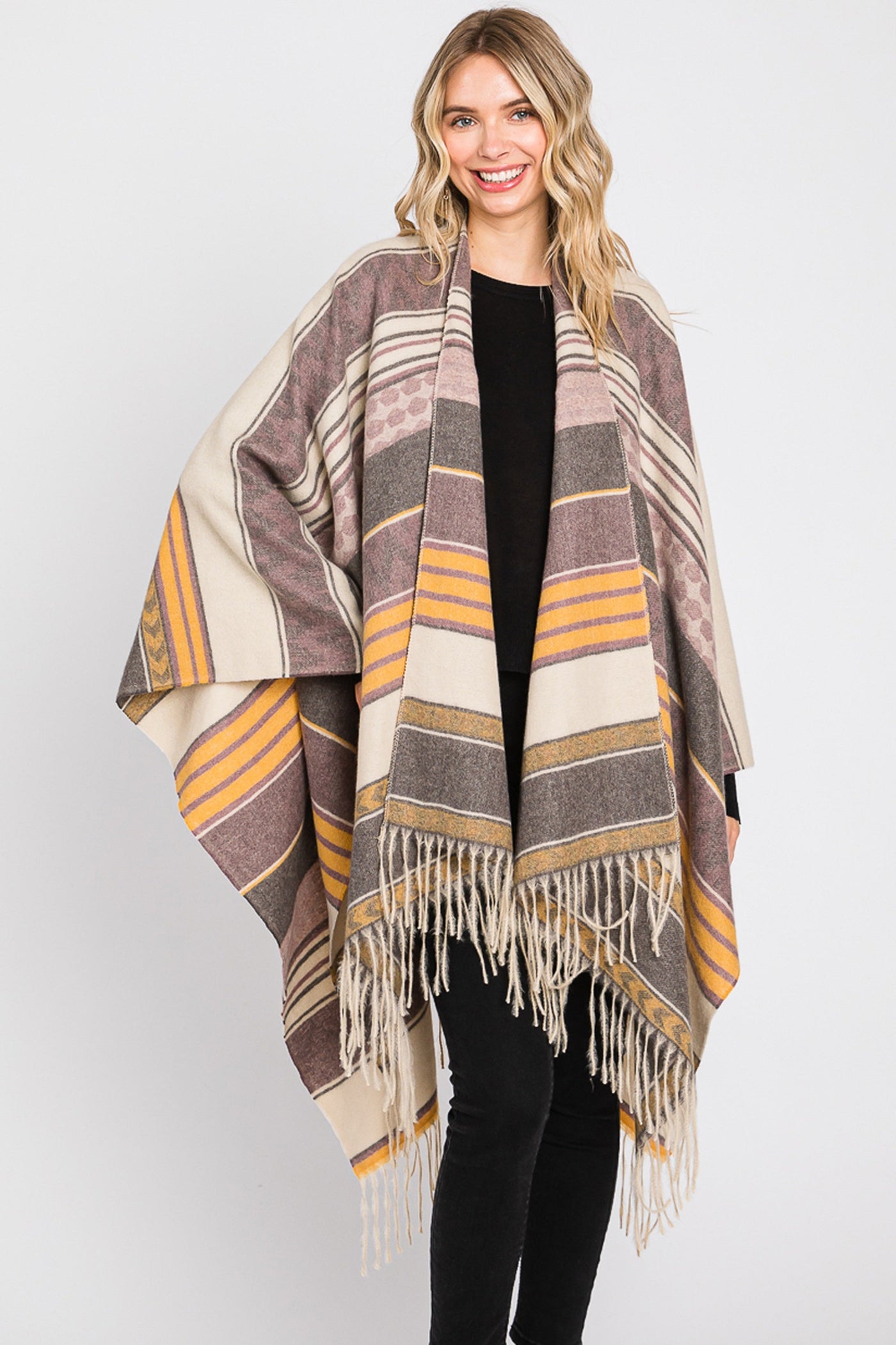 MS0312 Camila Aztec Print Fringe Ruana