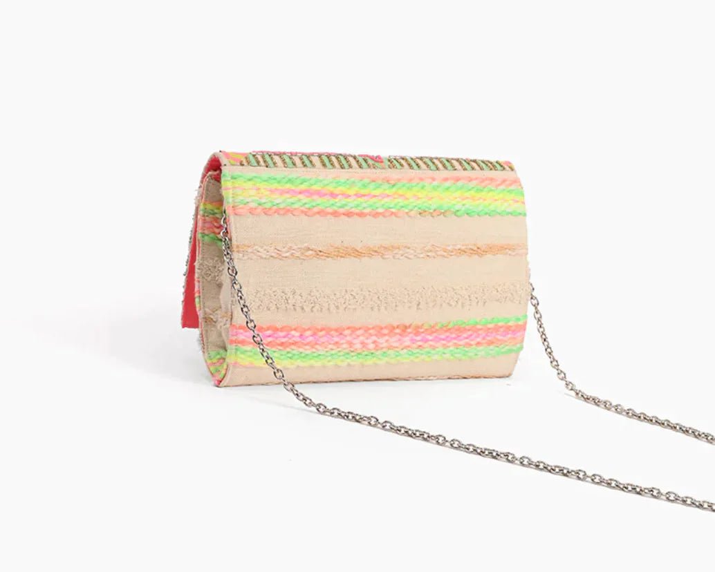 AB22-571 Impala Aztec Bead Clutch - Honeytote