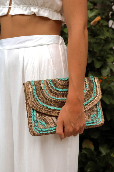 BGAIN19 MAHI Gypsy Clutch - Honeytote